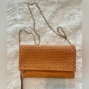 Urban Expressions Convertible cross body purse